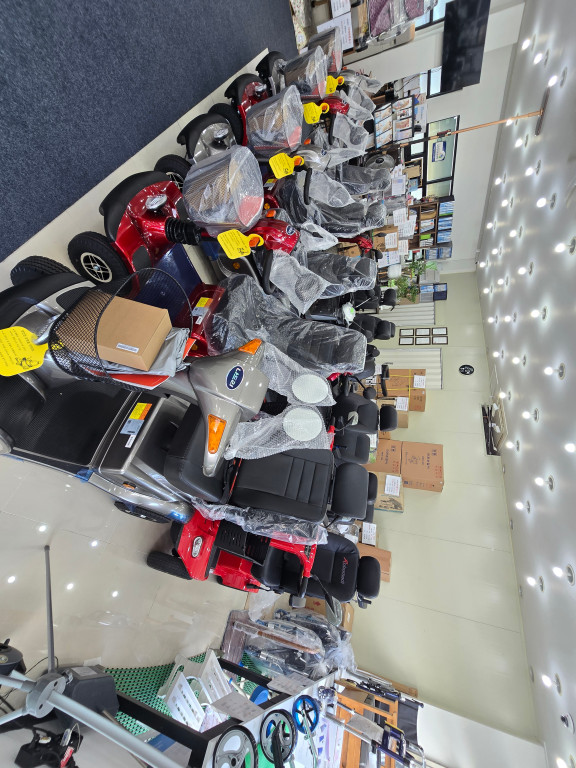 3067302113_TXcnoSk0_e1ac880e9ec0f7de0a90aeaa5ca239f0c2406127.jpg 이미지크게보기