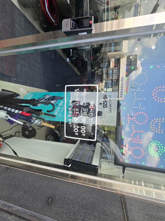 3067302113_roc7blp2_0b0bc3823404e3181d6658b919bd9f79f4a61dd4.jpg 이미지크게보기